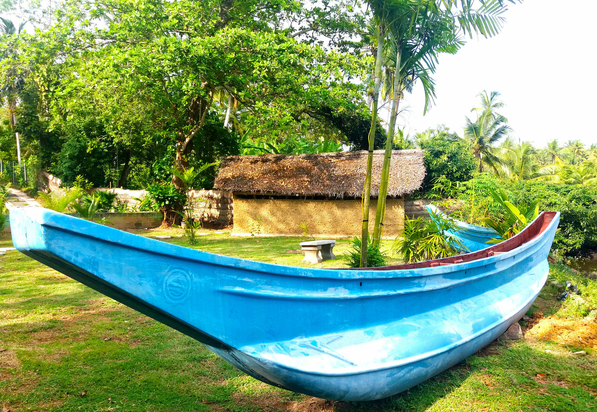 Blue Whale Lagoon Resort Ahangama Exterior photo
