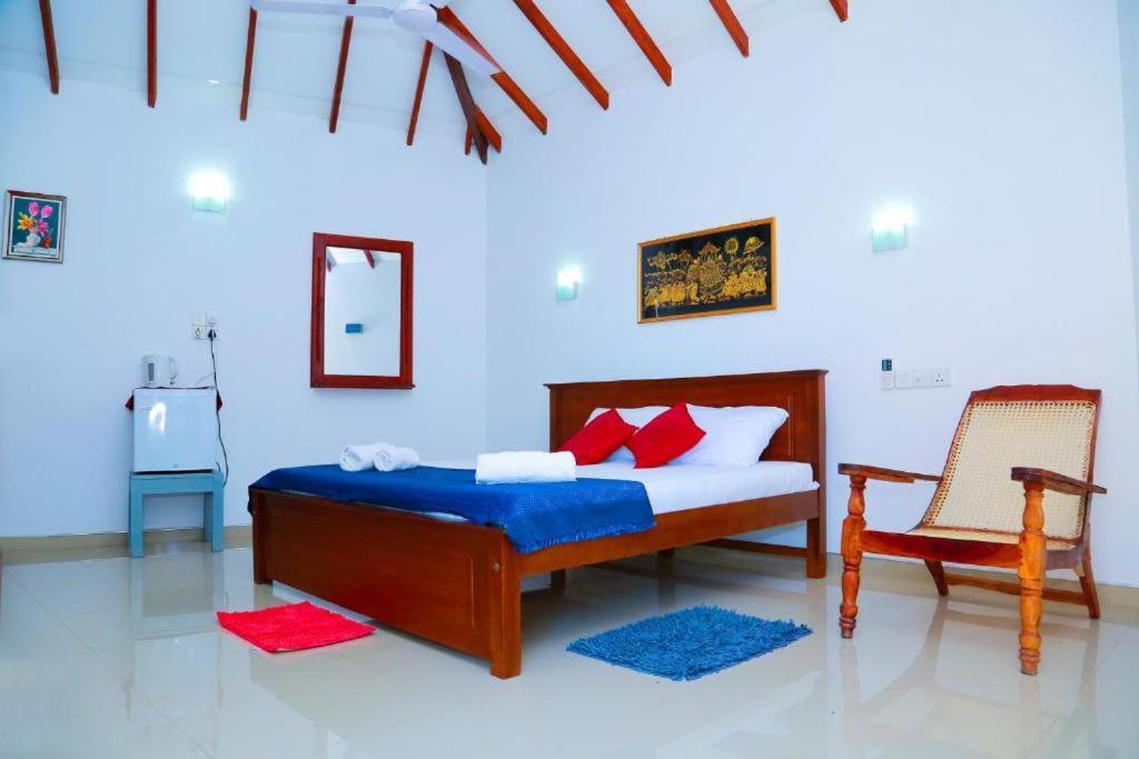 Blue Whale Lagoon Resort Ahangama Exterior photo